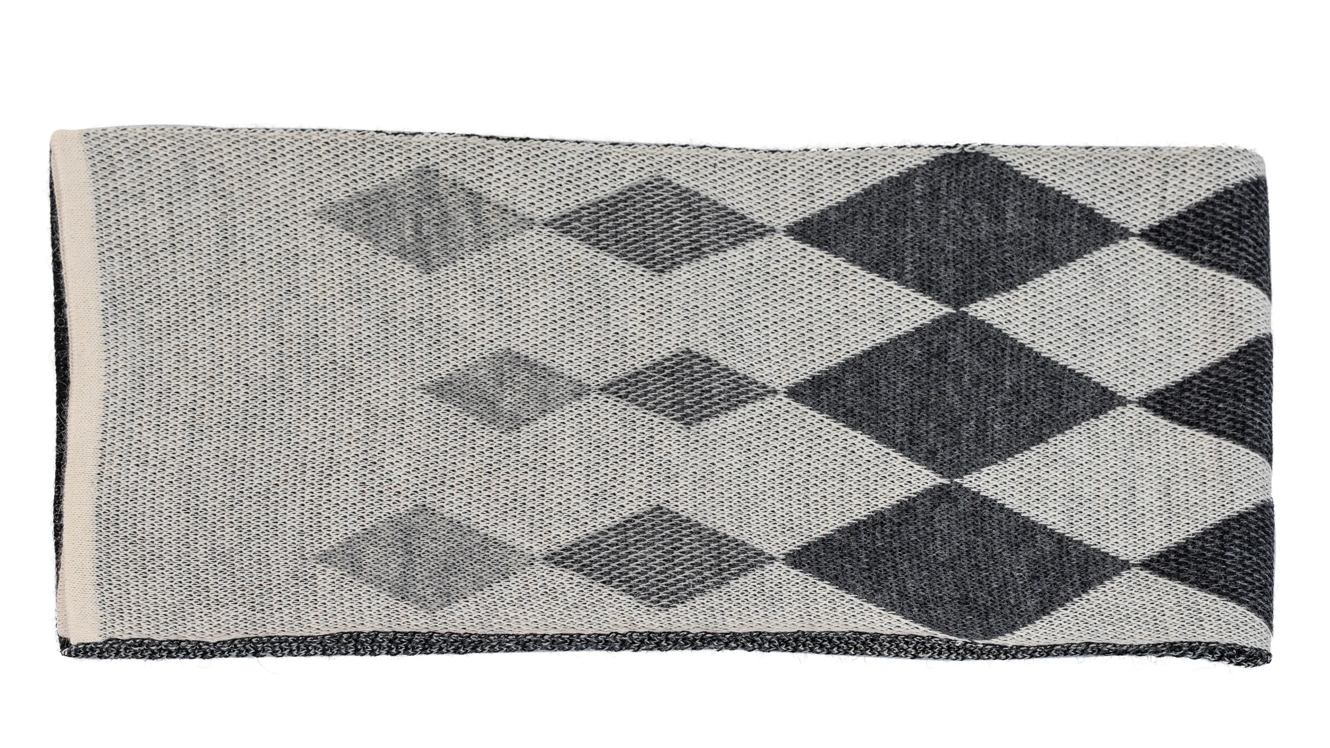 100% Alpaca Wool Cocos Pattern Scarf