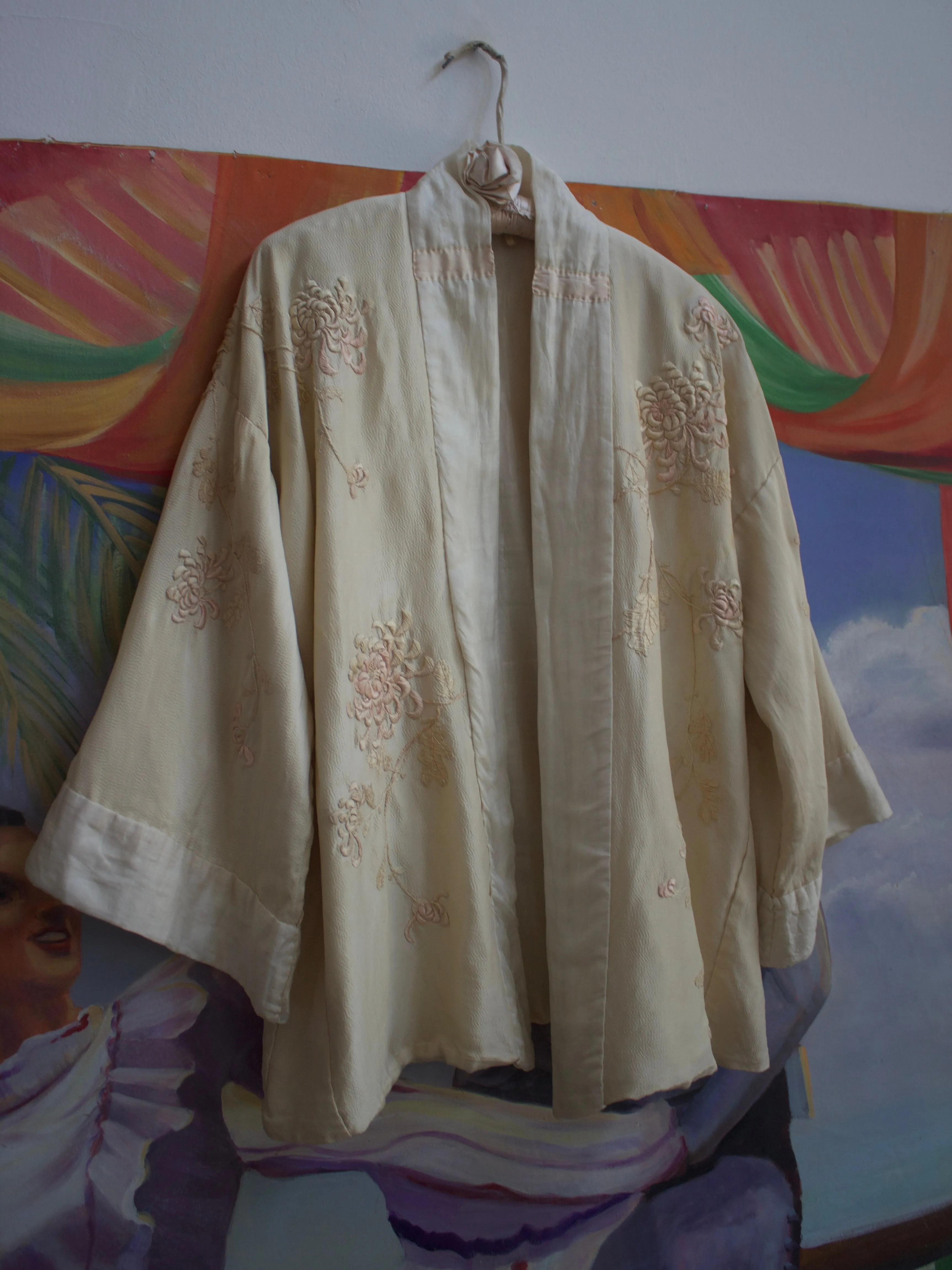 1920s Embroidered Chrysanthemum Silk Bell Sleeve Kimono