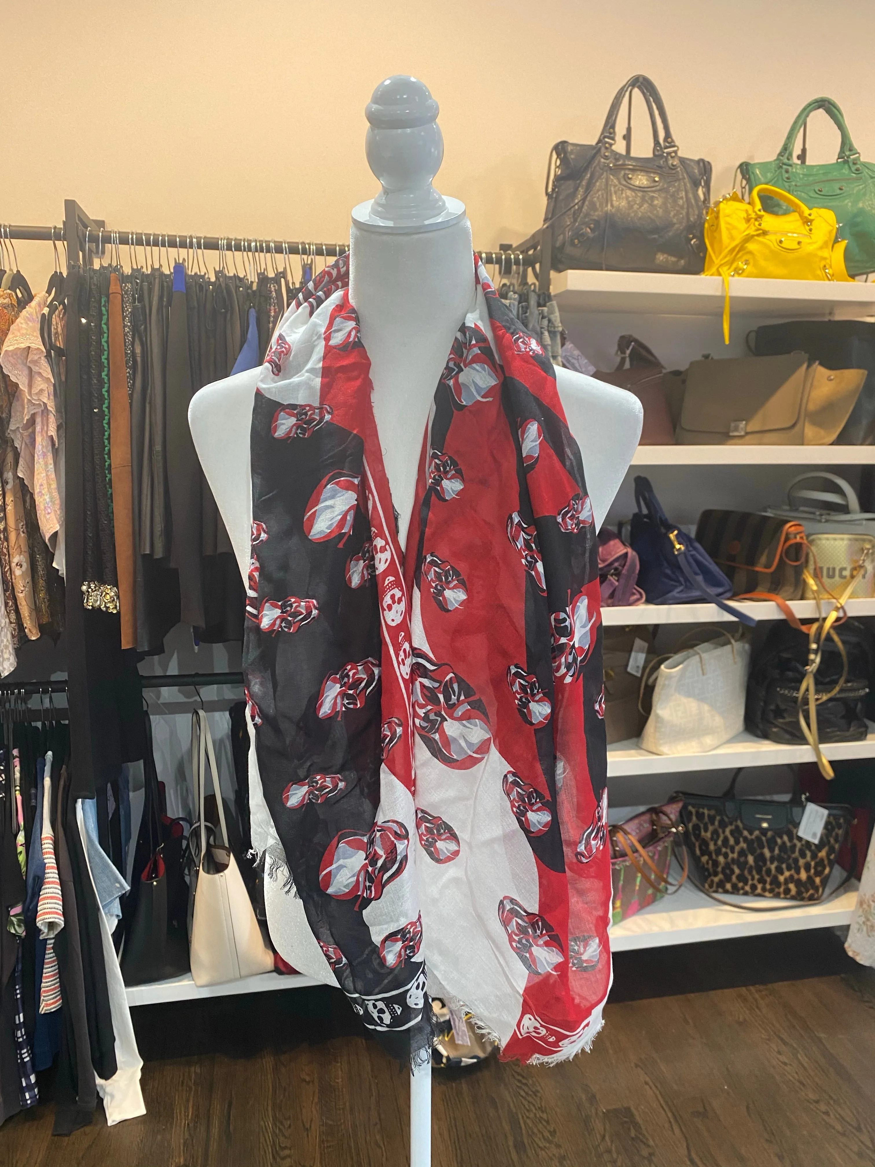 Alexander McQueen Abstract Skull Shawl