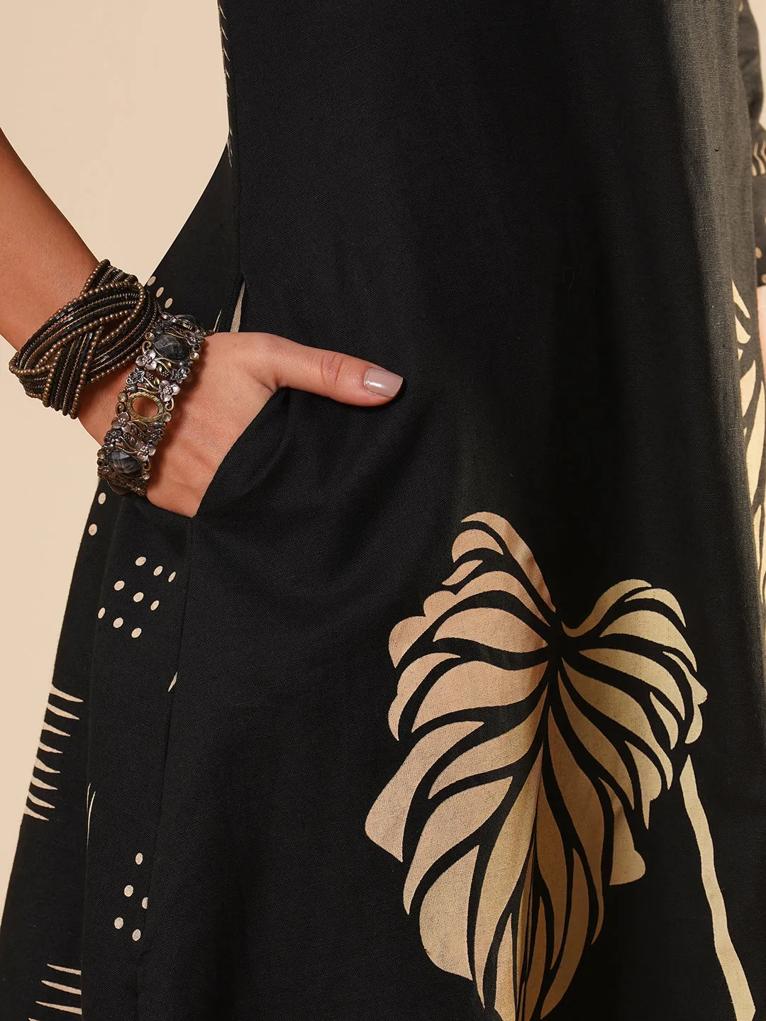 Black Comfort Fit Cotton Kurta for Women Online in India - Zola