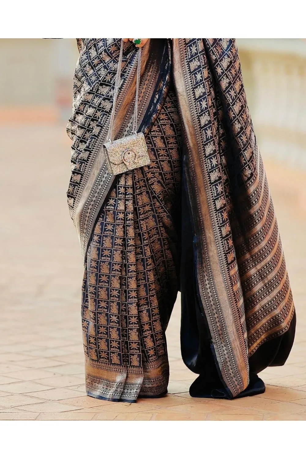 Black Kanjivaram Silk Saree With Blouse