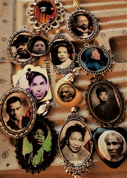 Black Legend Cameo Group