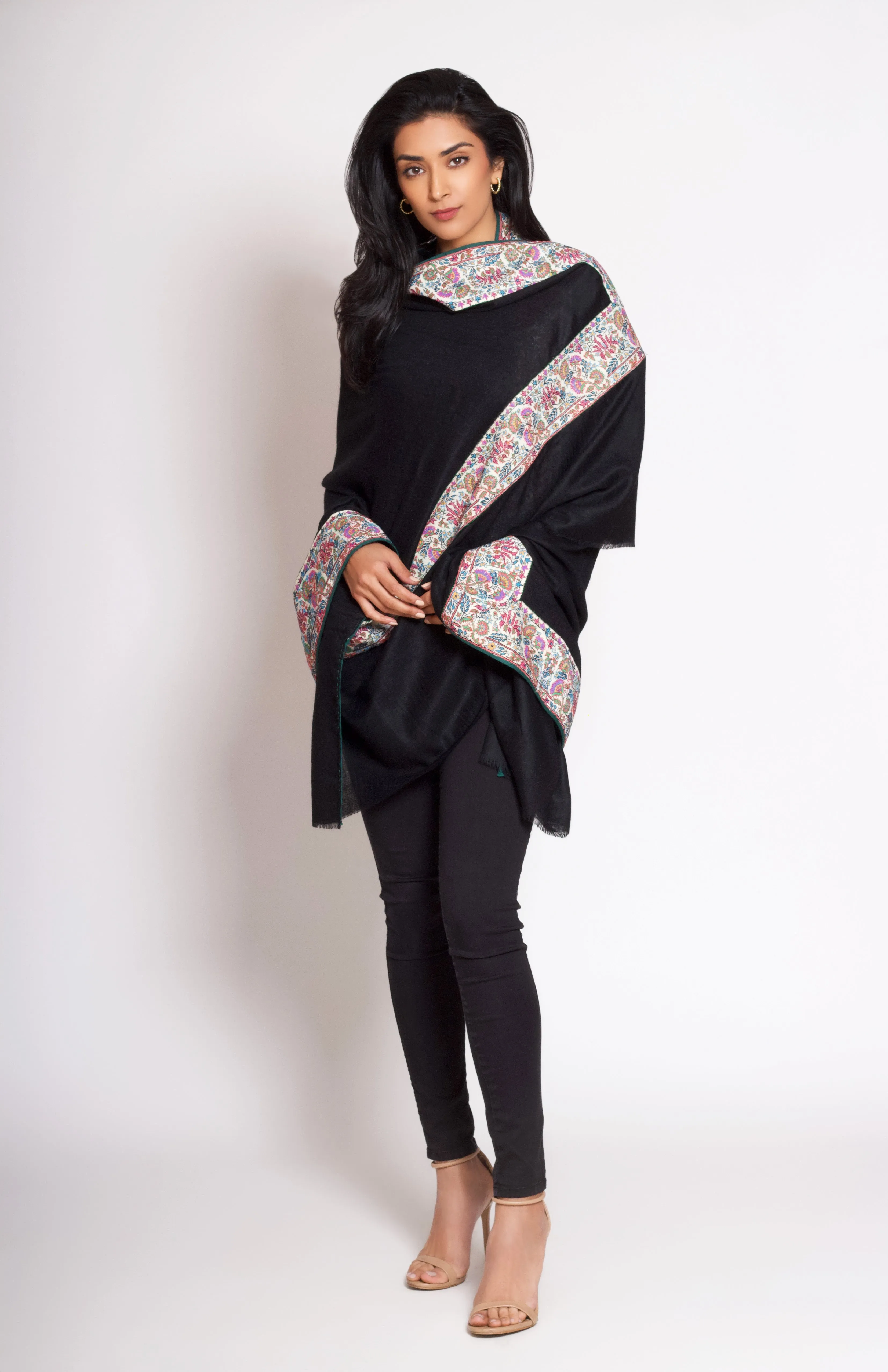Black pashmina shawl