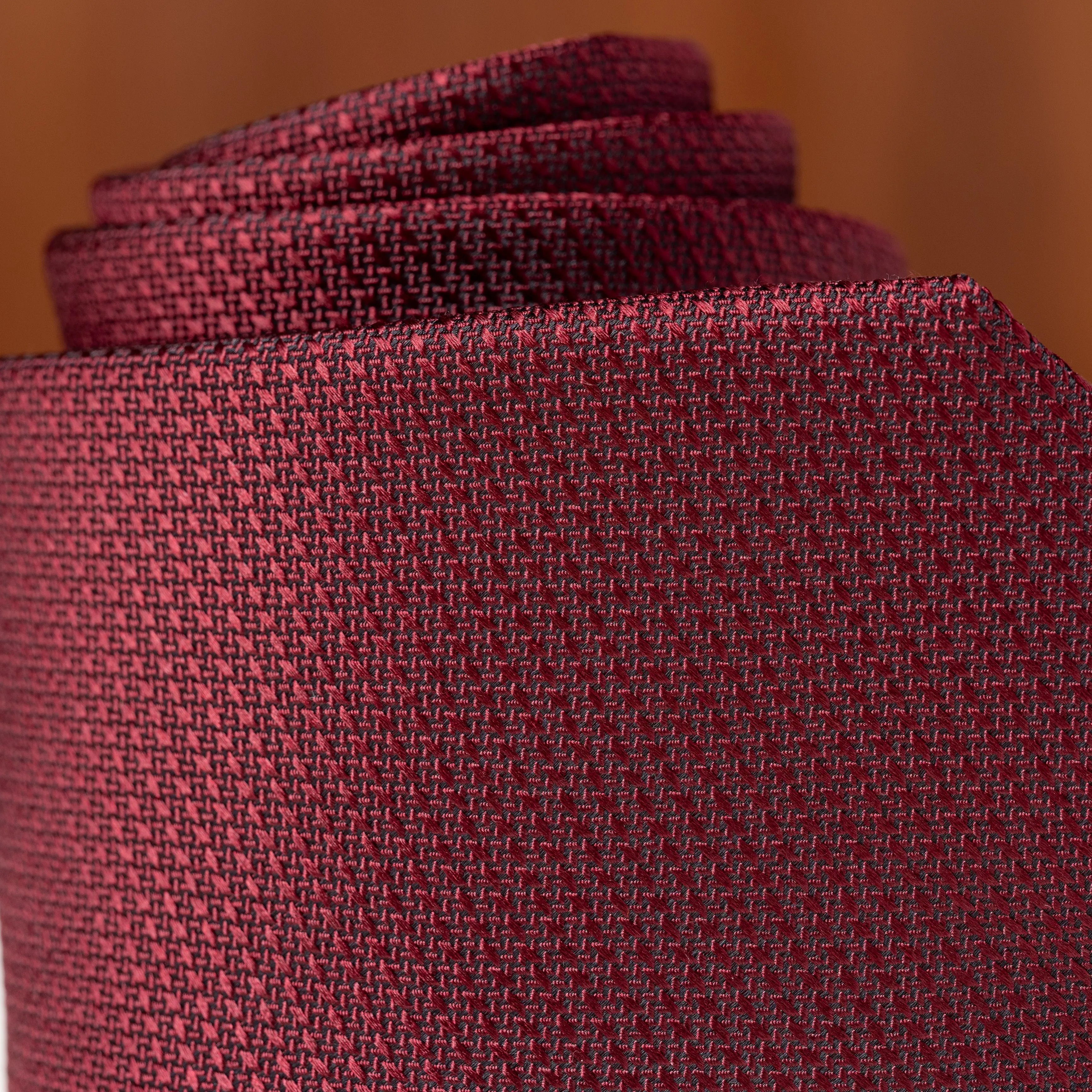 Burgundy Solid Textured Silk Necktie
