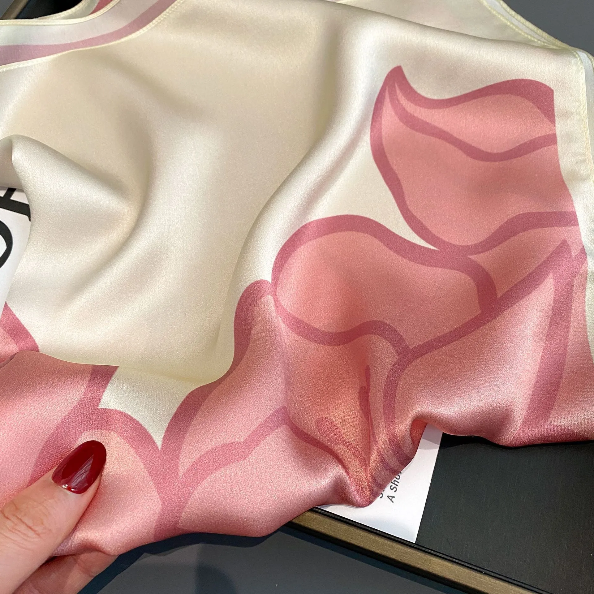 Camellia Korean Style Elegant 65 Silk Square Scarf Women's Mulberry Silk Scarf Professional Scarf Neck Protection Silk Scarf Printed Shawl