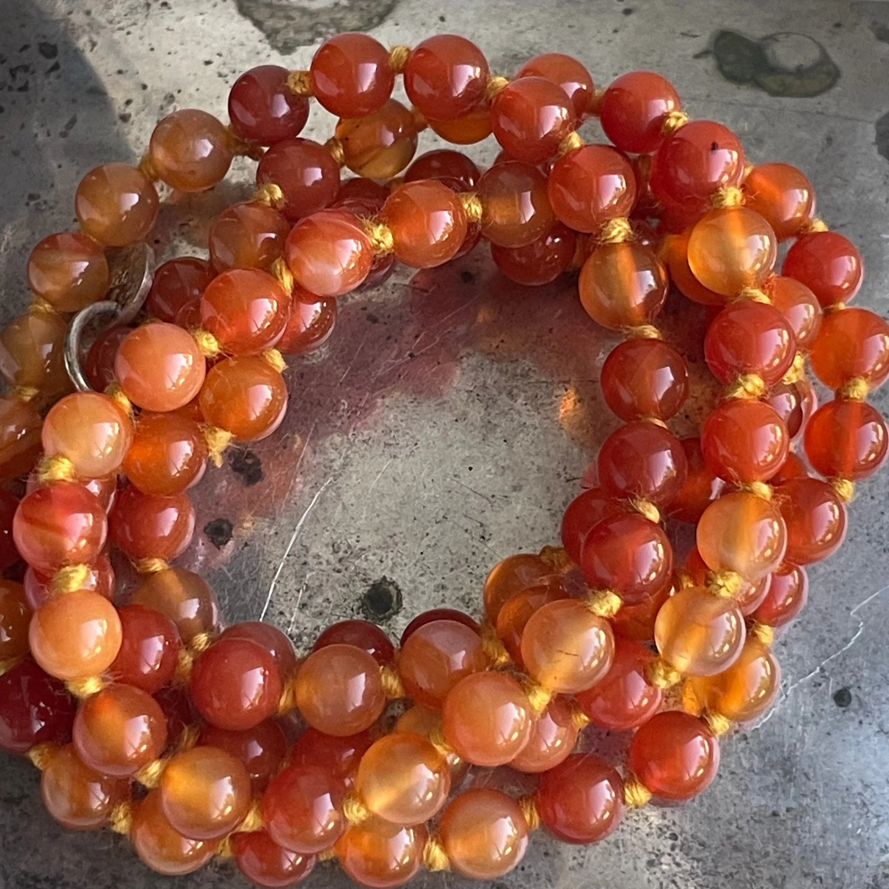 Carnelian Medium