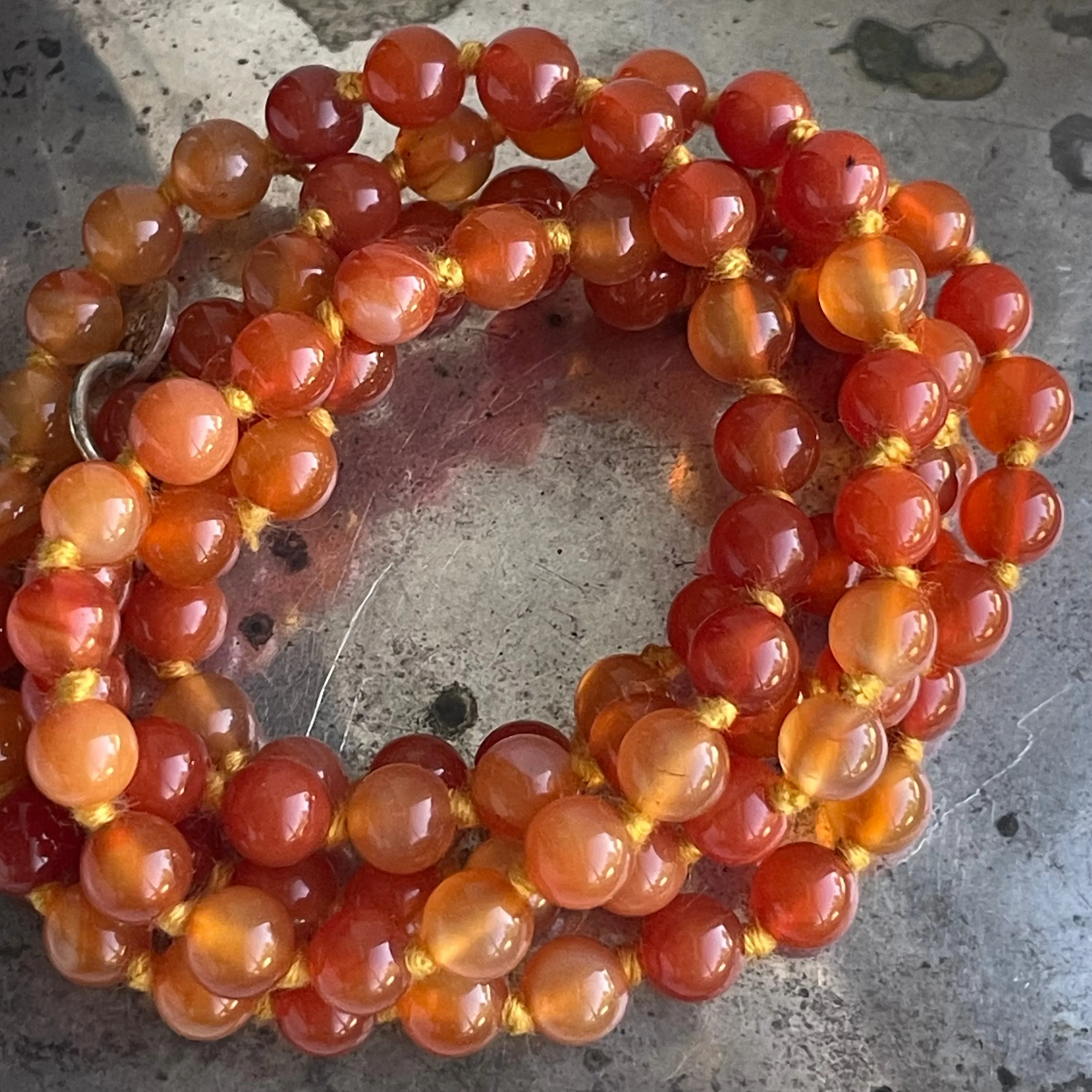 Carnelian Medium