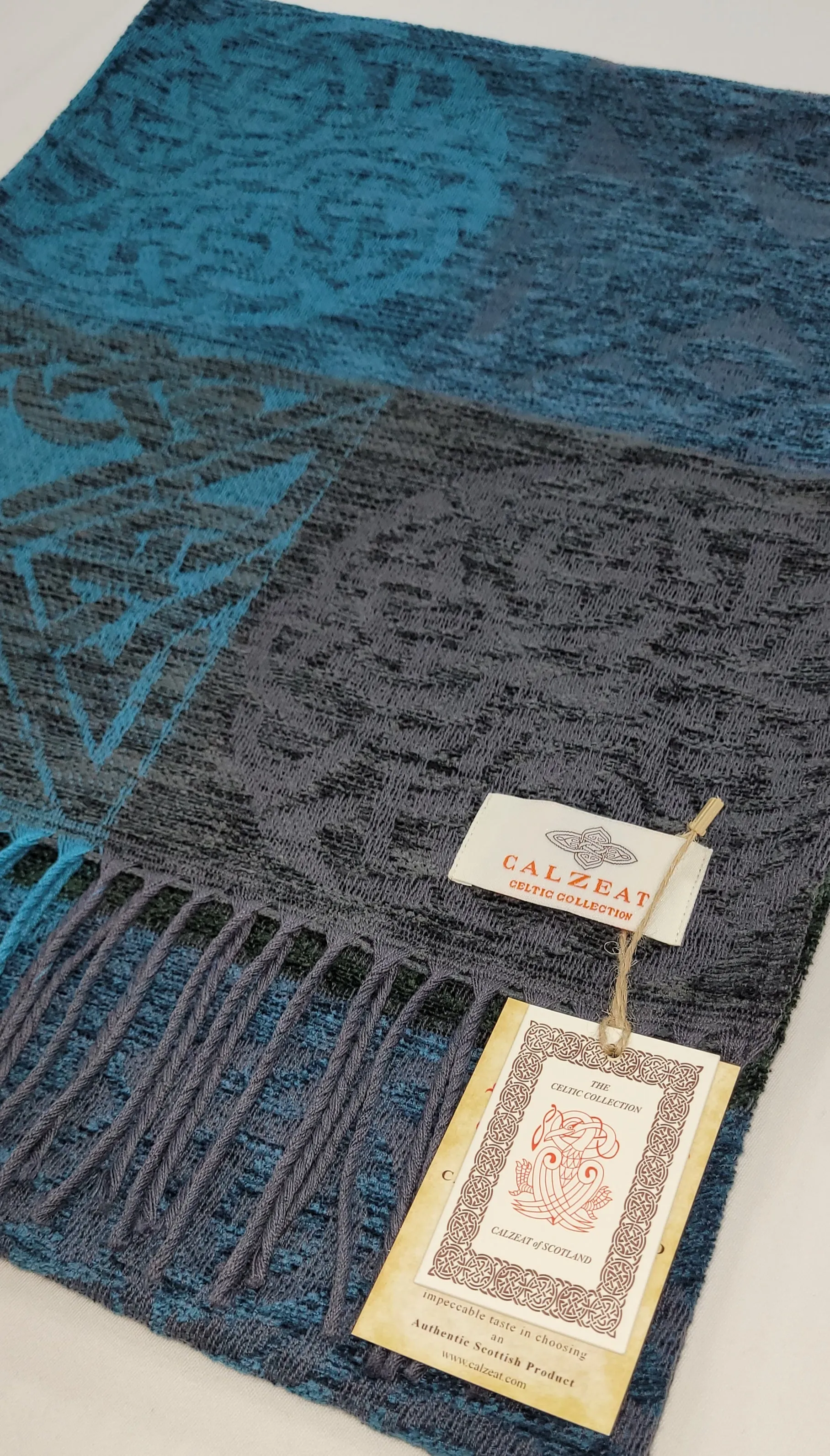 Celtic Knot Skye Wrap