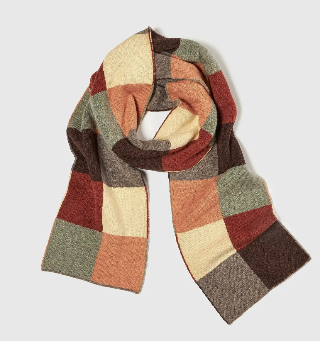 Chequerboard scarf