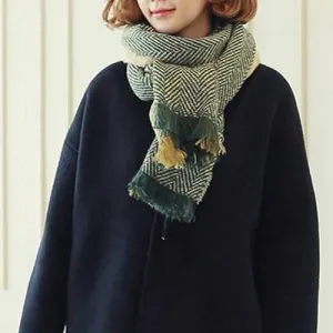 Color Block Zig Zag Stripe Fringe Knitted Scarf - Blackish Green