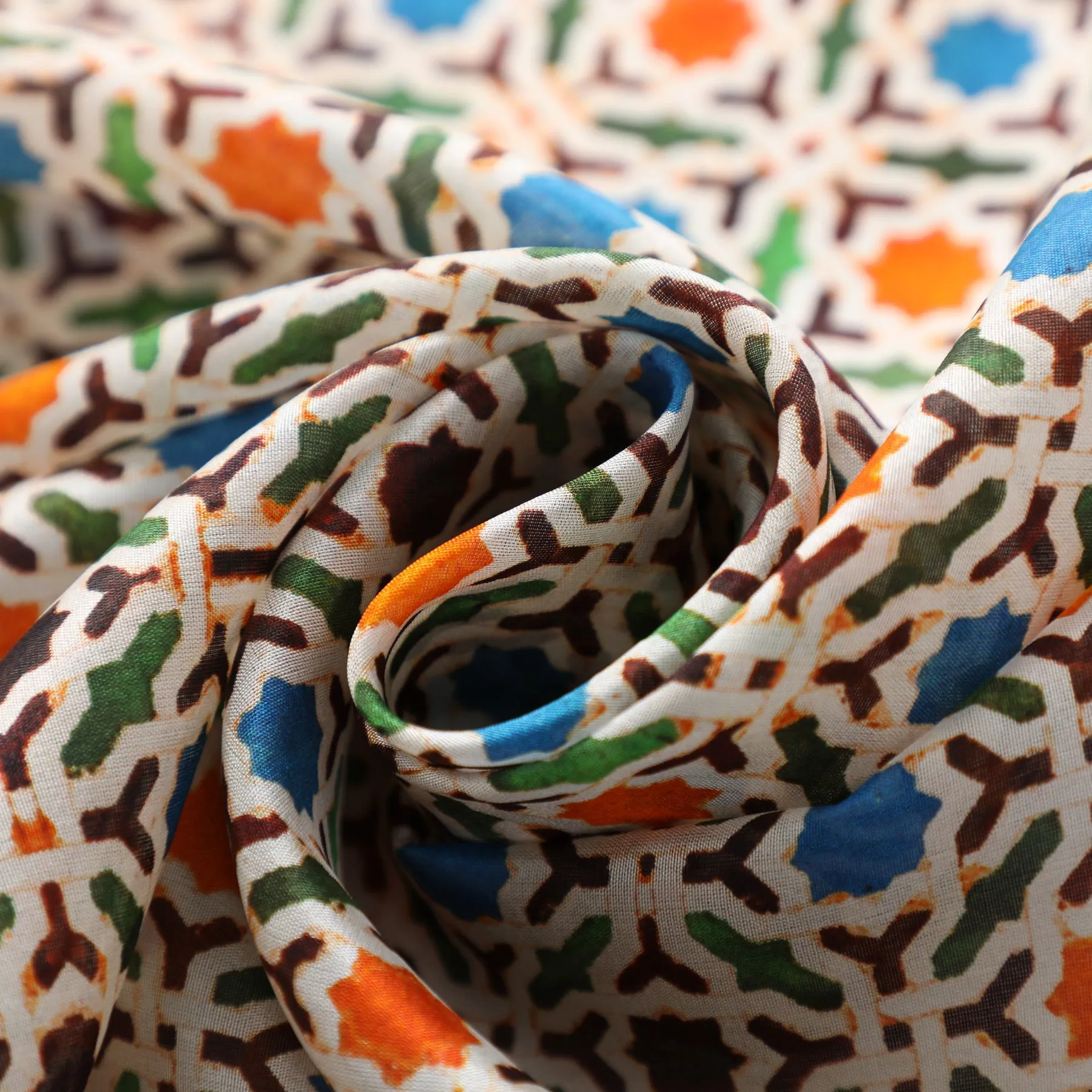 Colorful Silk Scarf with Geometric Print Nazarí