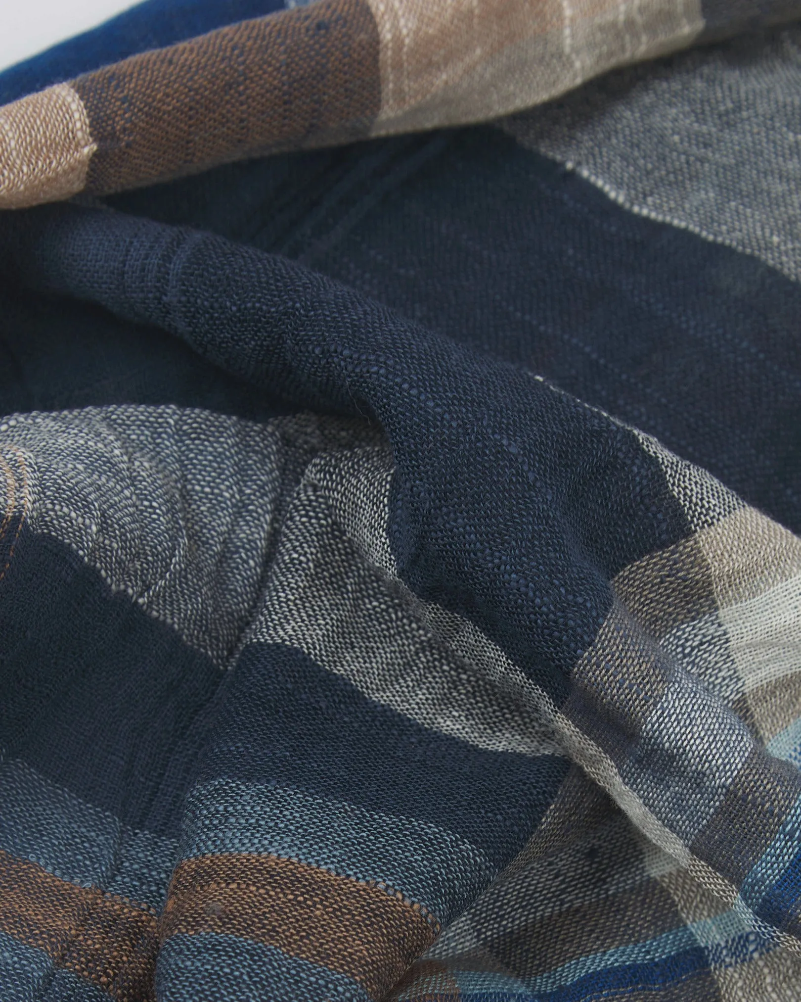 Cotton Scarf in Tan & Navy - The Irvine