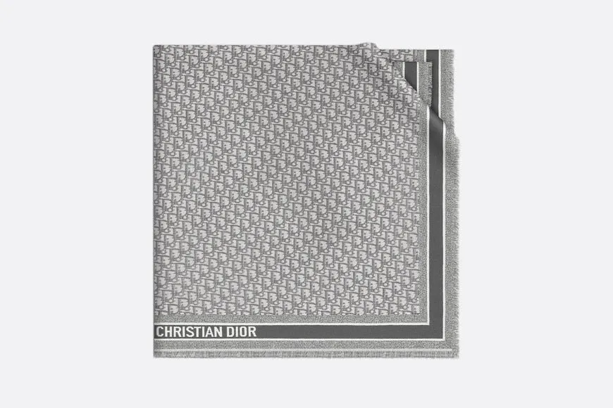 D-Oblique Shawl • Gray Wool, Silk and Cotton