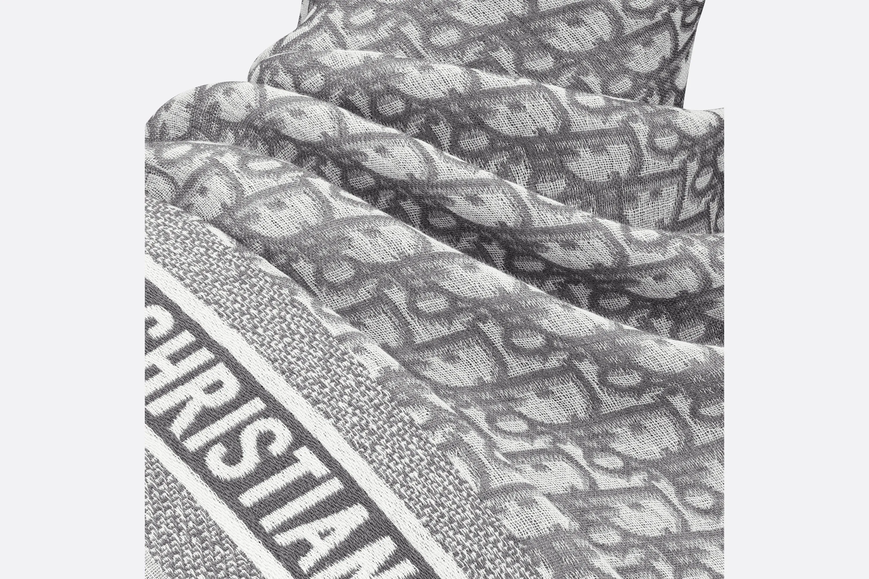 D-Oblique Shawl • Gray Wool, Silk and Cotton