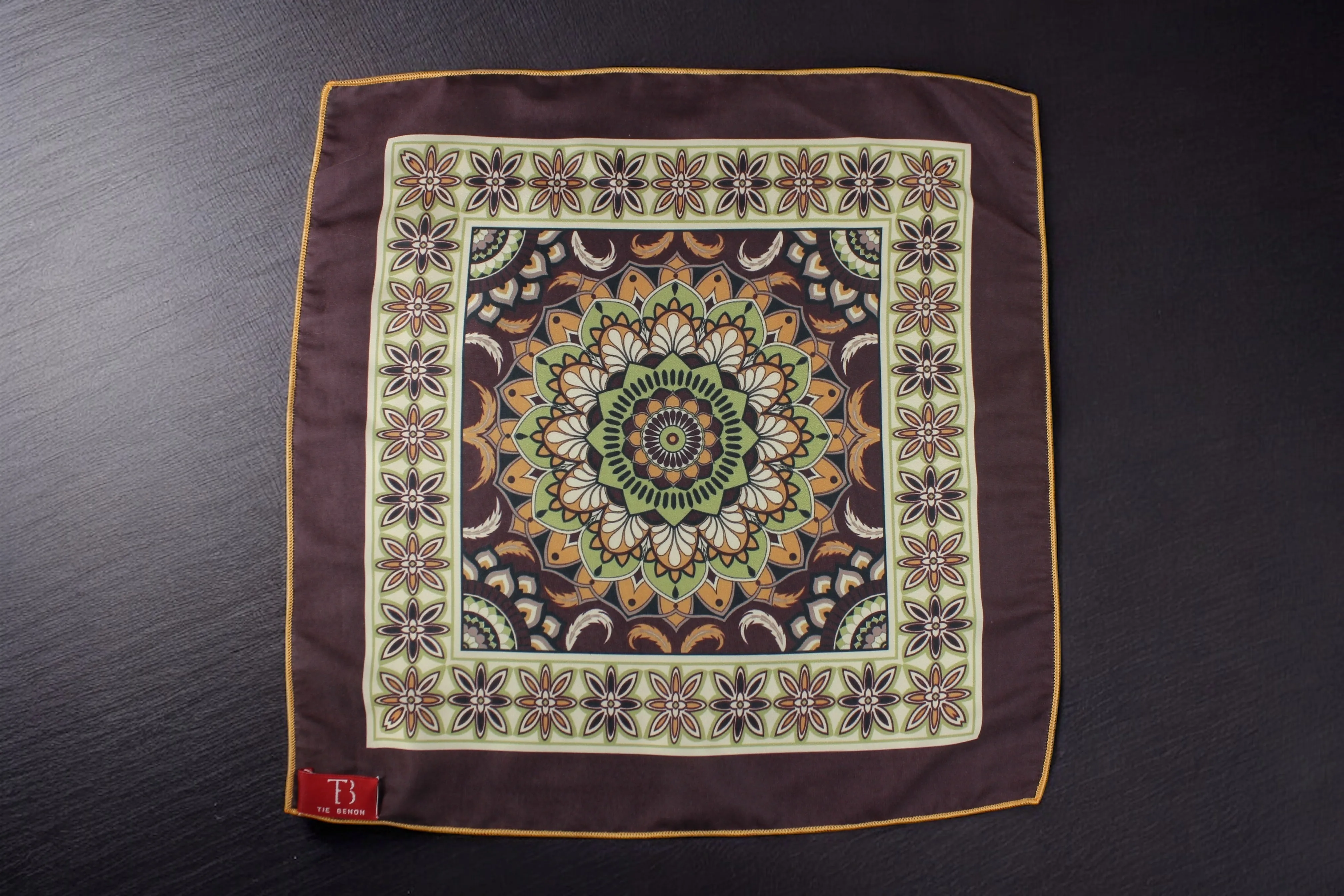Elegant Floral Motif Pocket Square