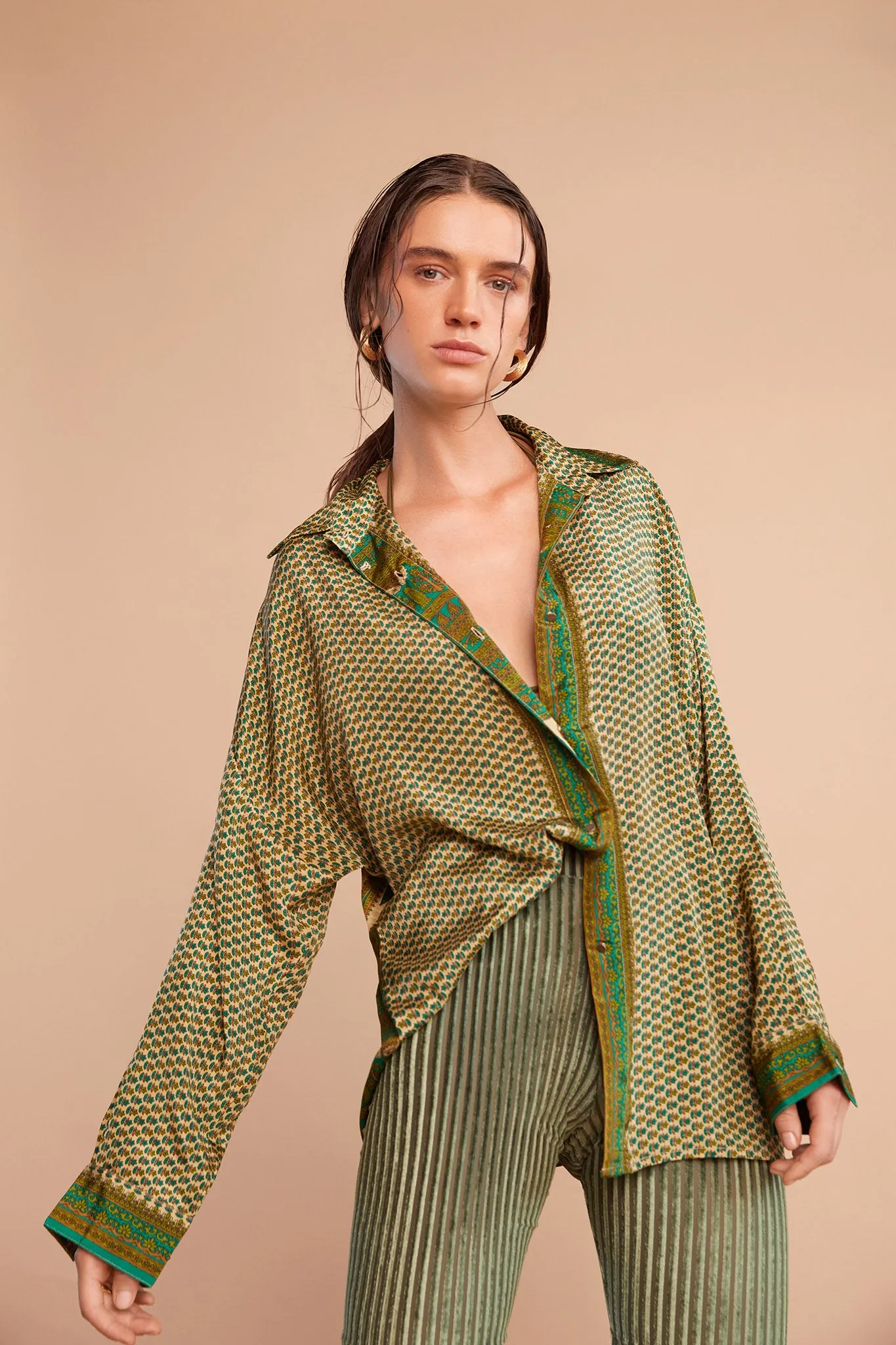 Embossed Oriental Motif Long Sleeve Shirt - Jade Green