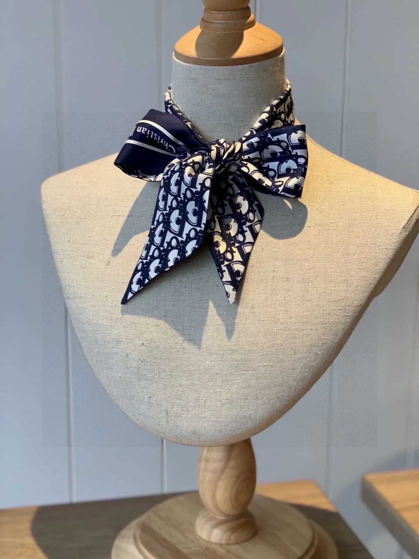 Exquisite CD double-sided printed silk scarf