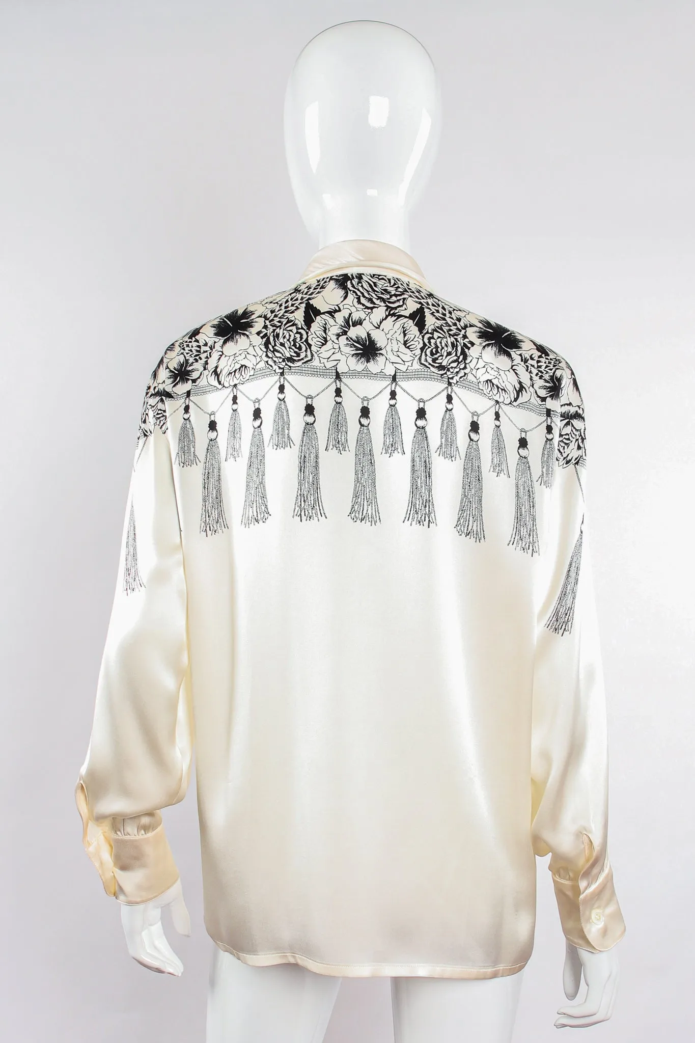 Floral Mantilla Tassel Print Shirt