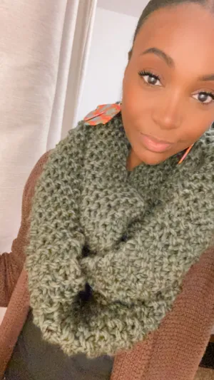 Forest Green Chunky Infinity Scarf