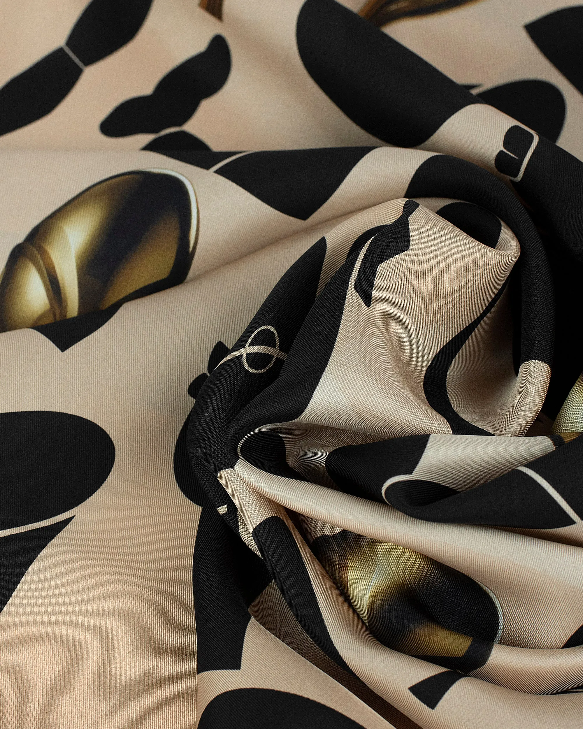 Genesis 60 • Beige