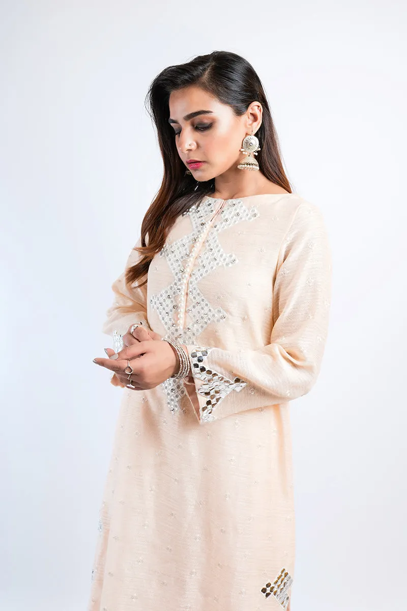 GEOMETRIC BLUSH