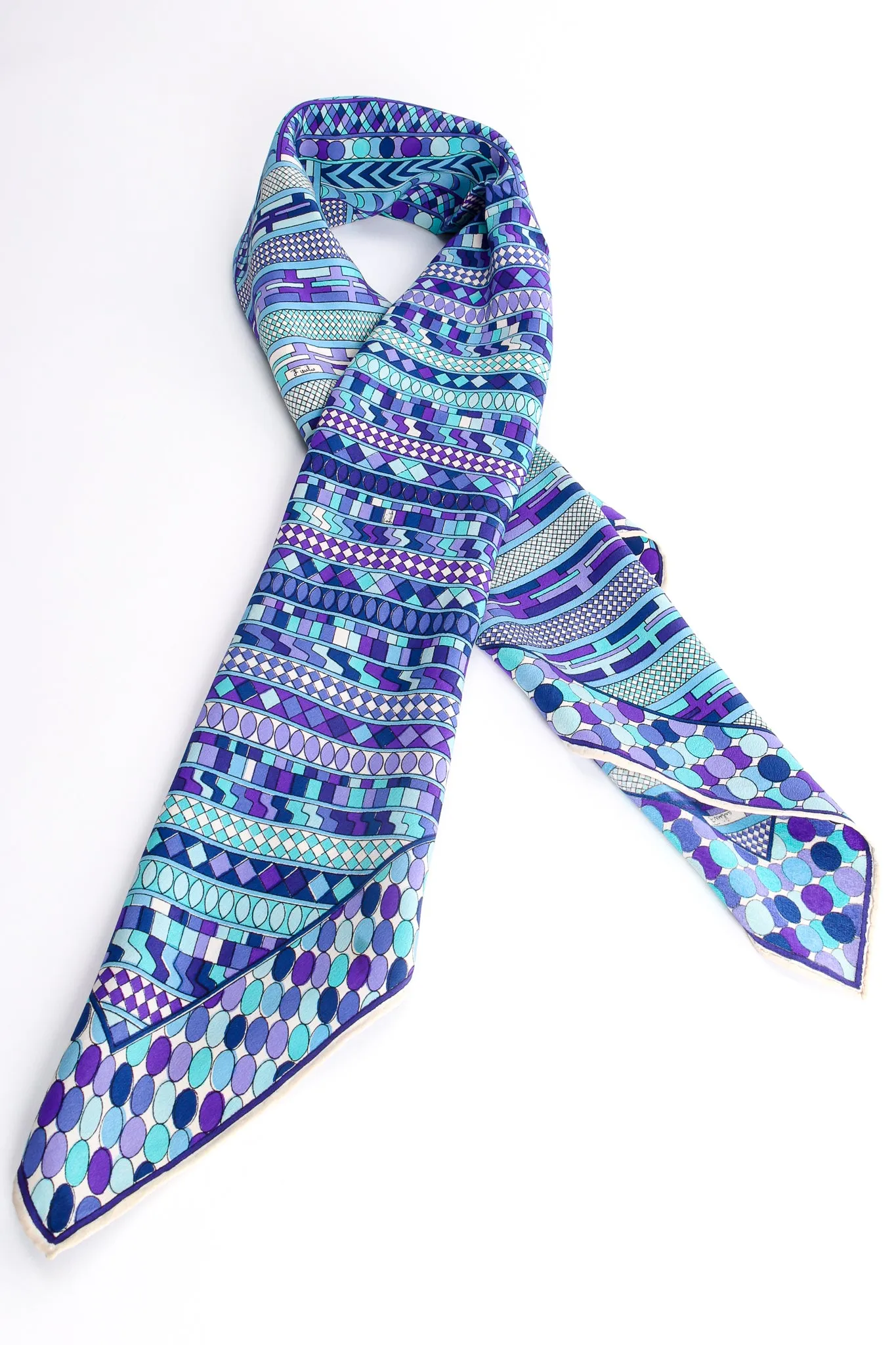 Geometric Diamond Print Scarf