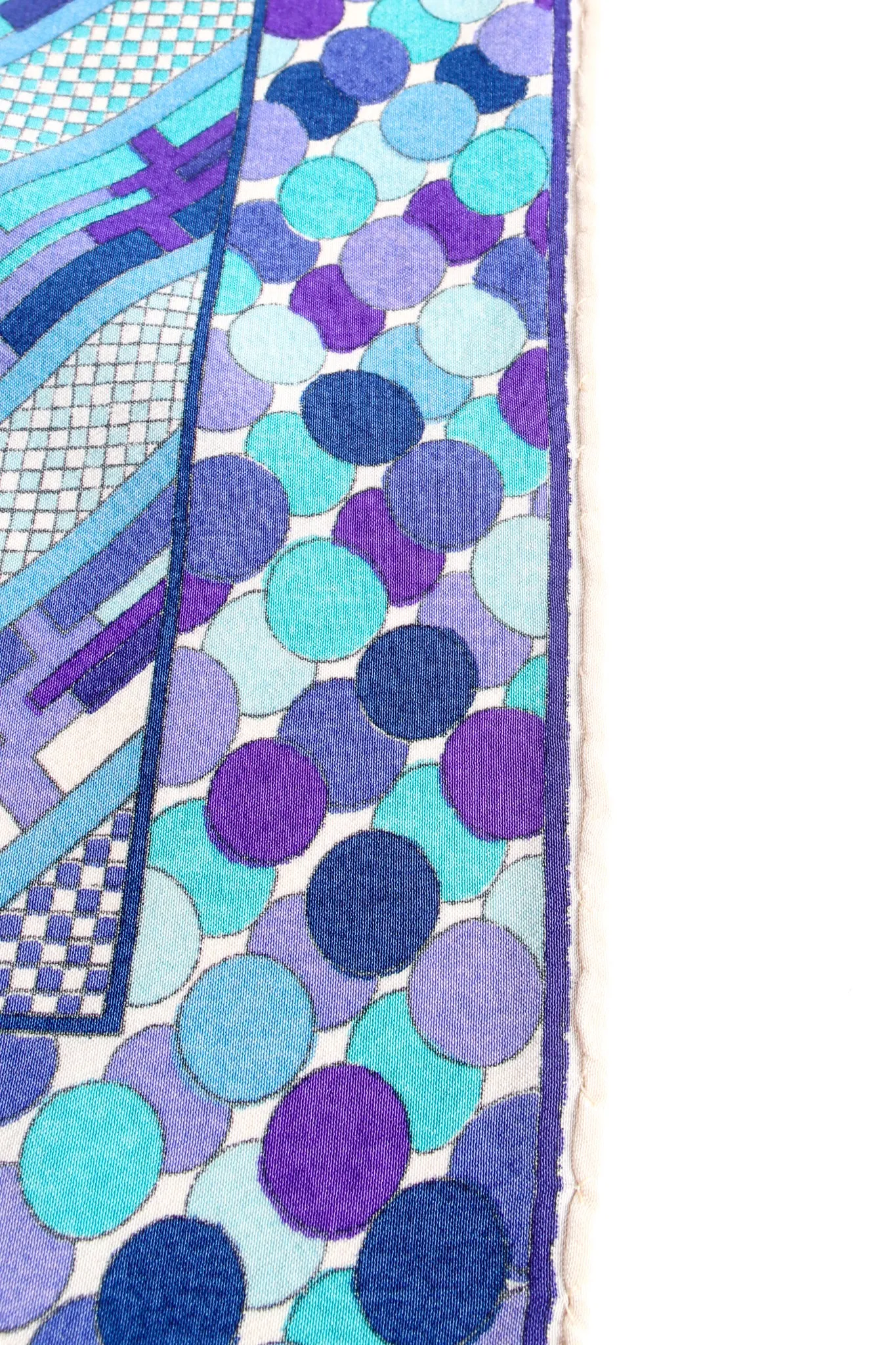 Geometric Diamond Print Scarf