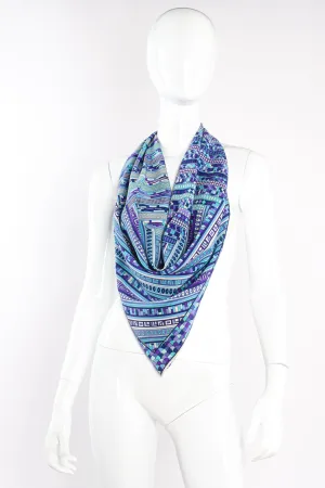 Geometric Diamond Print Scarf