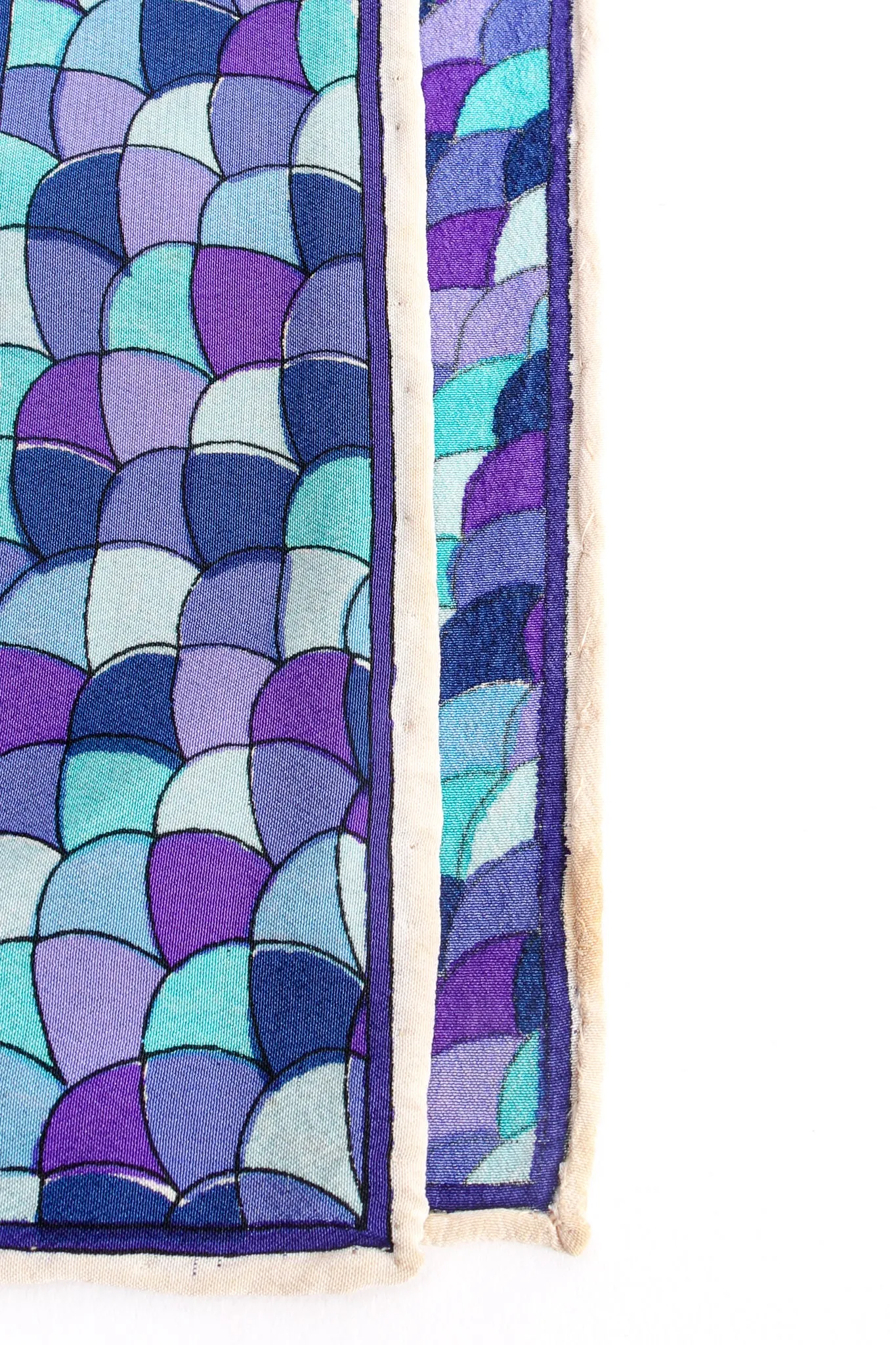 Geometric Diamond Print Scarf