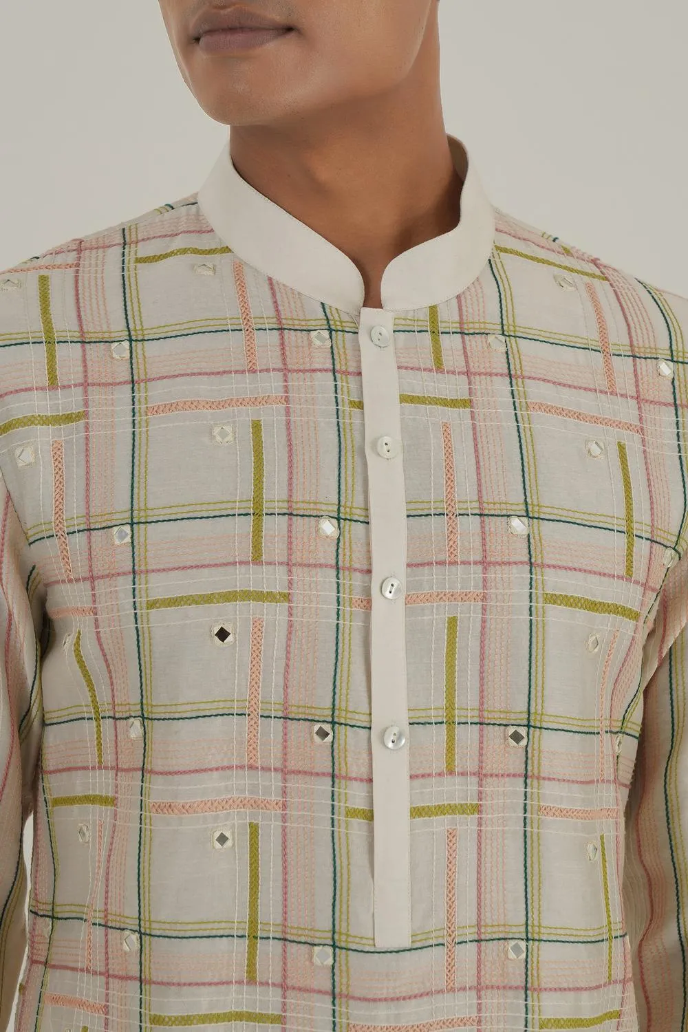 Geometric Embroidery Kurta Set With Mirror Work