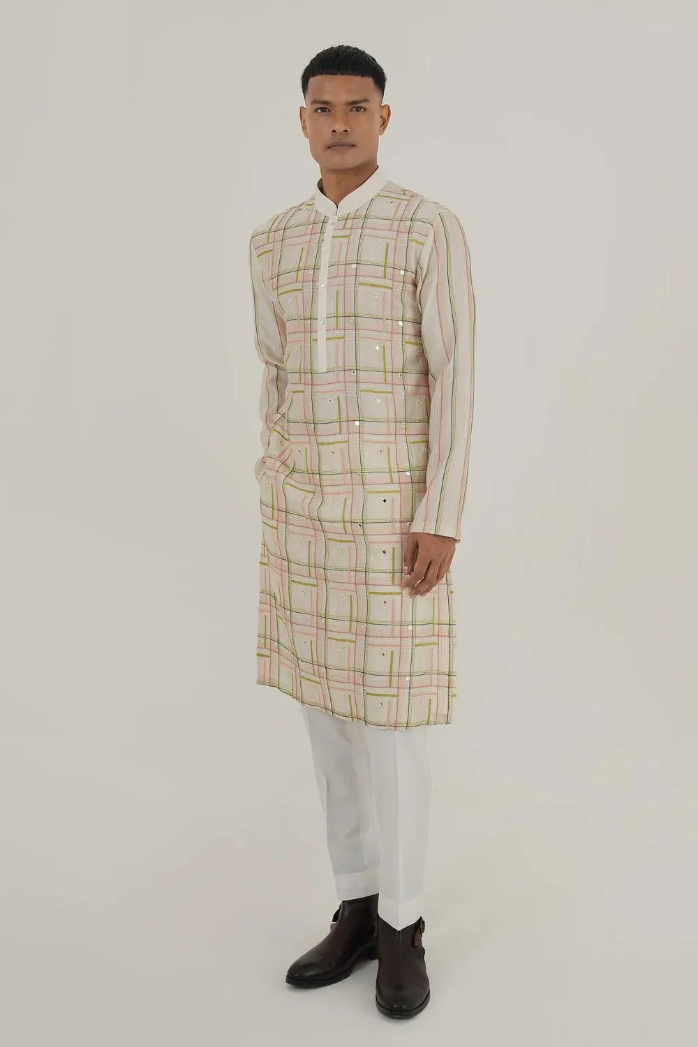 Geometric Embroidery Kurta Set With Mirror Work