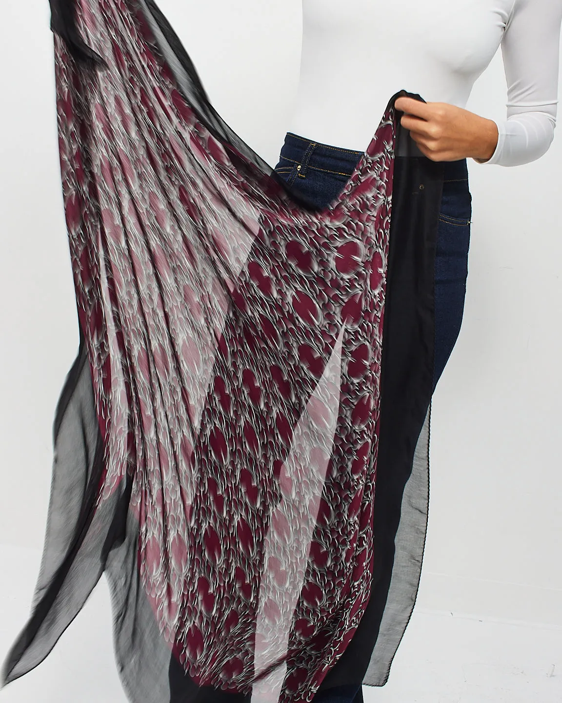 Gucci Black & Plum Chain Link Silk Scarf
