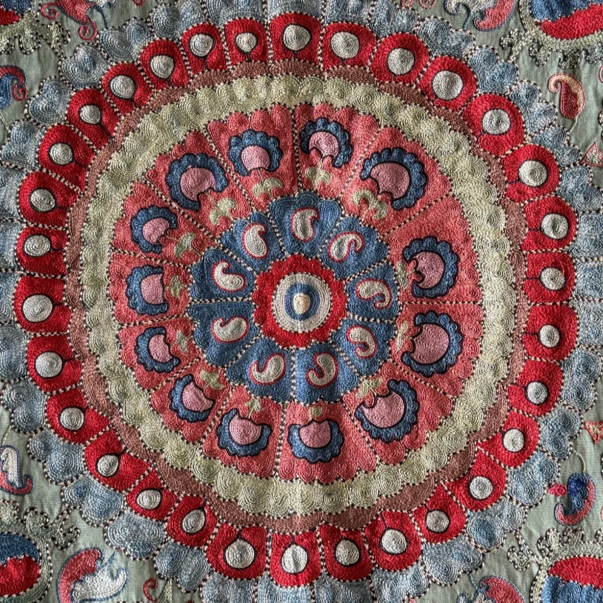 Hand Stitched Suzani (CSSU013524 | 88 x 120")