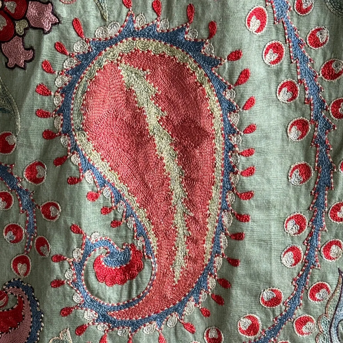 Hand Stitched Suzani (CSSU013524 | 88 x 120")