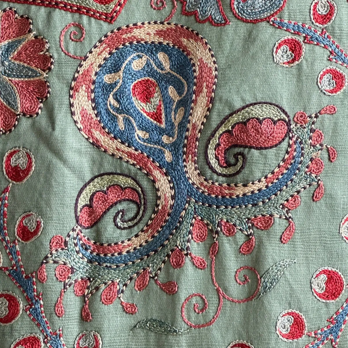 Hand Stitched Suzani (CSSU013524 | 88 x 120")