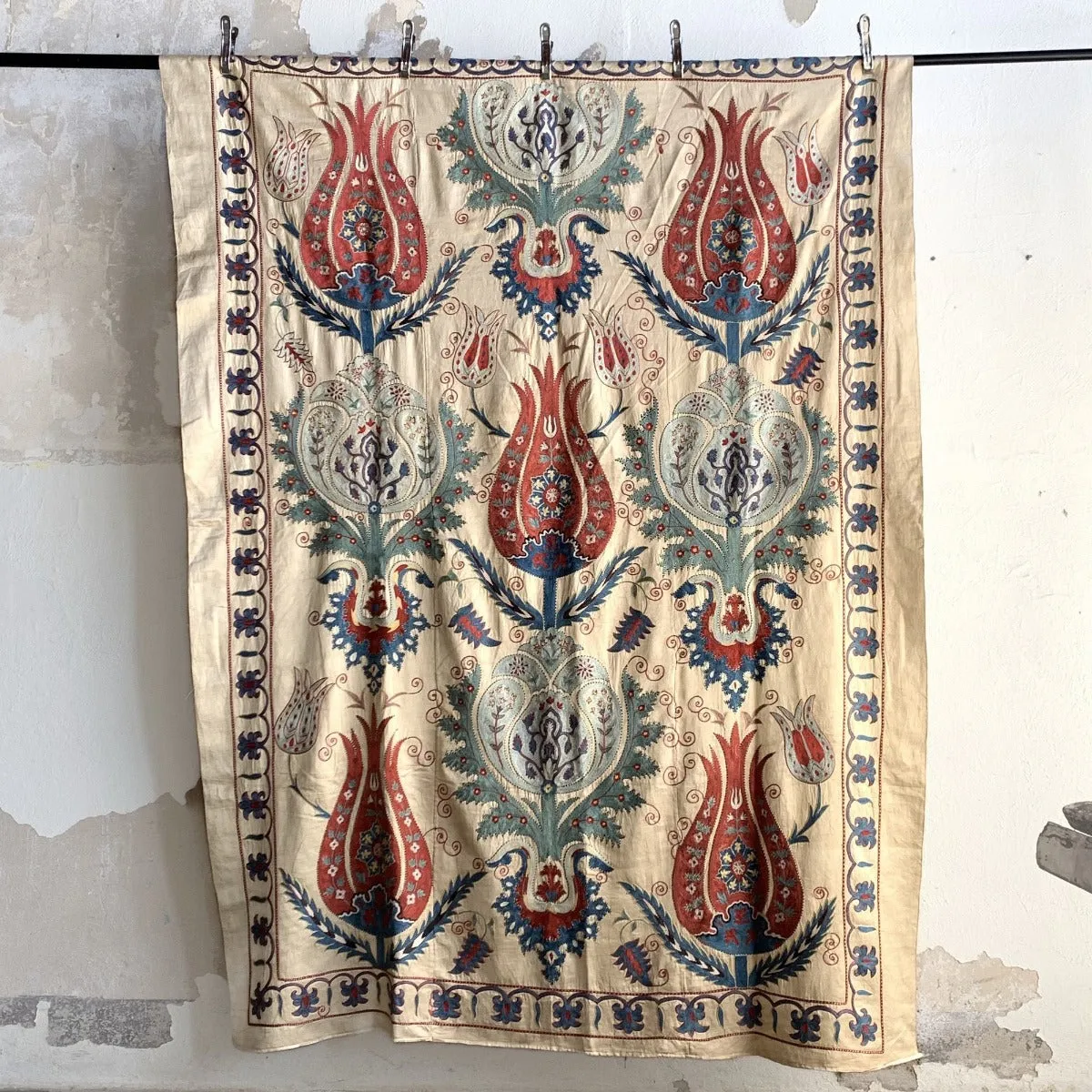 Hand Stitched Suzani (CSSU220722 | 61 x 82")