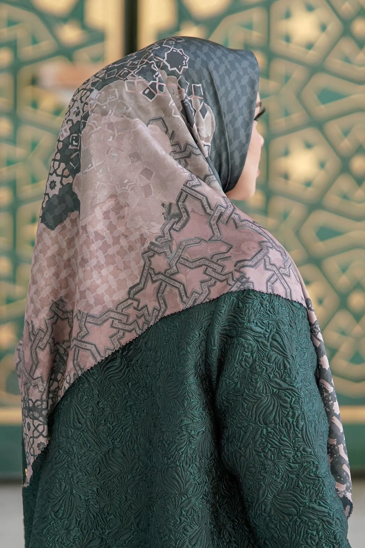 Haramain Series Satin Square - Emerald