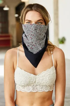 HENDRYX FLORAL BANDANA