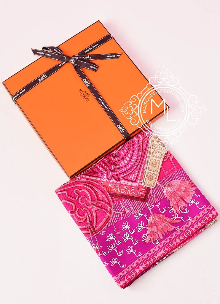 Hermes Fuchsia Twill Silk 90 cm Cavaliers Du Caucase Scarf