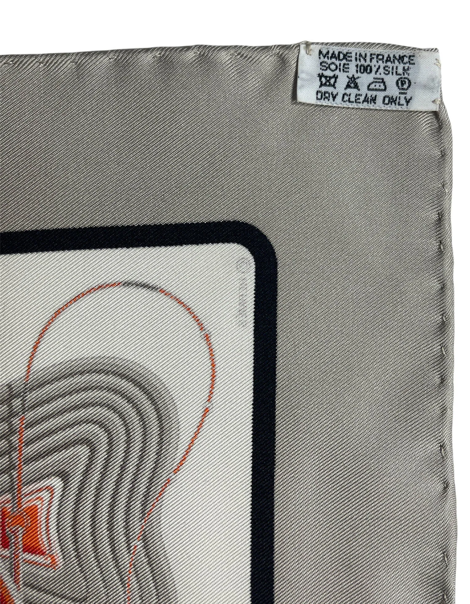 Hermes Grey/White Silk Clic-Clac A Pois Pocket Square
