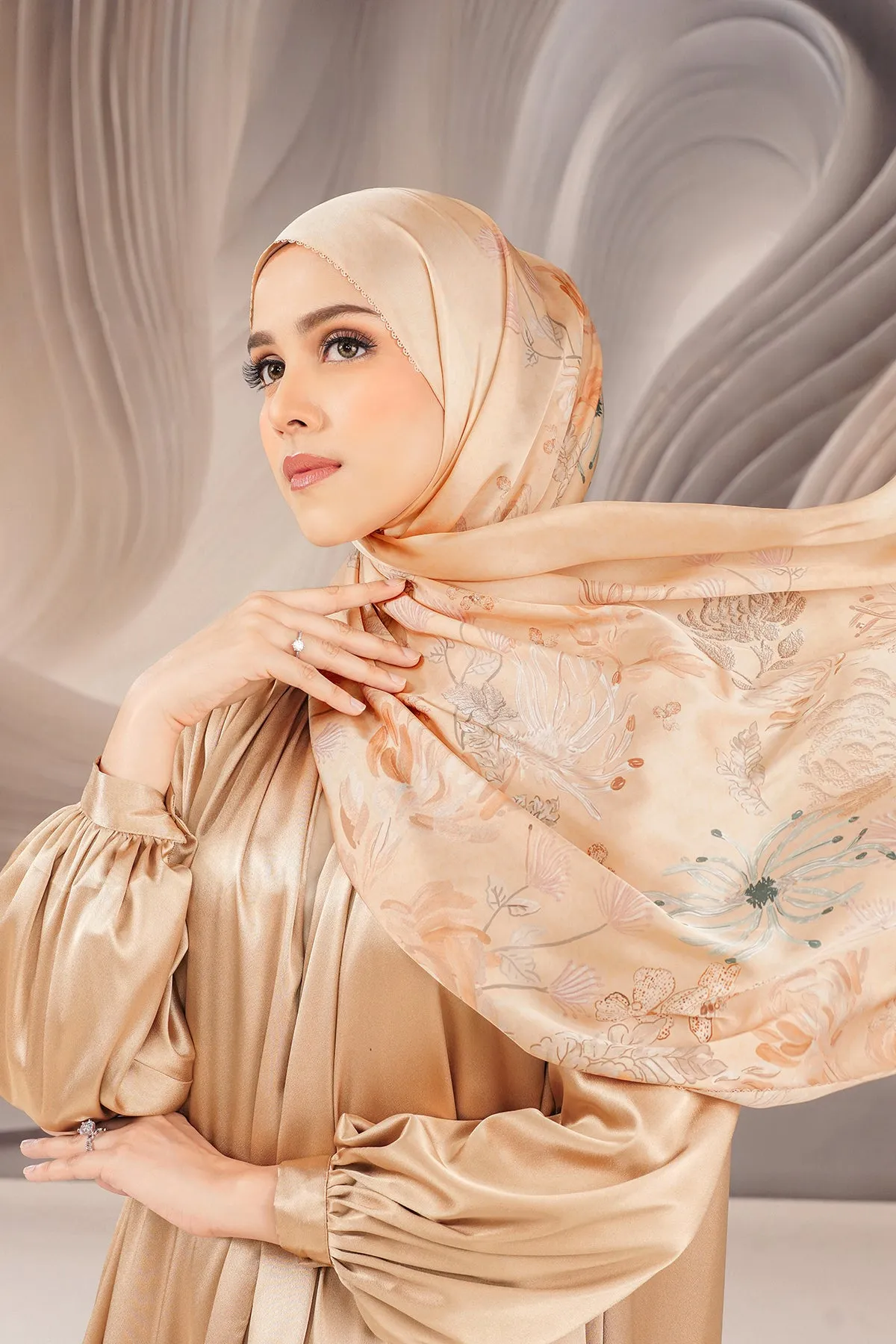 Hermosa Satin Shawl - Turmeric