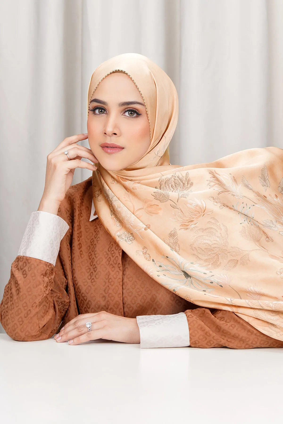 Hermosa Satin Shawl - Turmeric