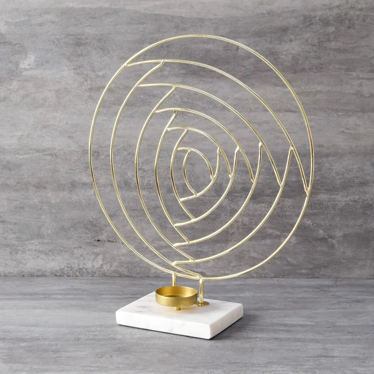 Home Artisan Coron Circular Shaped Candle Holder