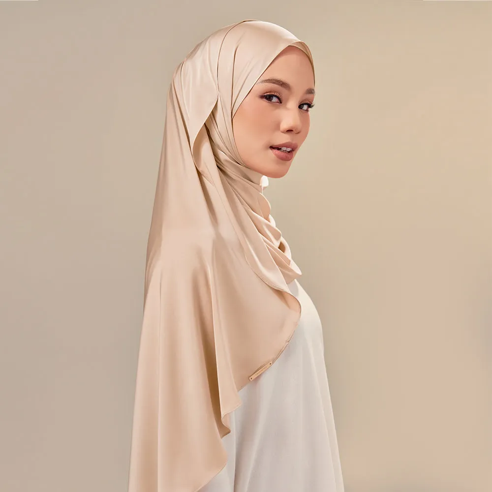 Inaya in Cream Silk