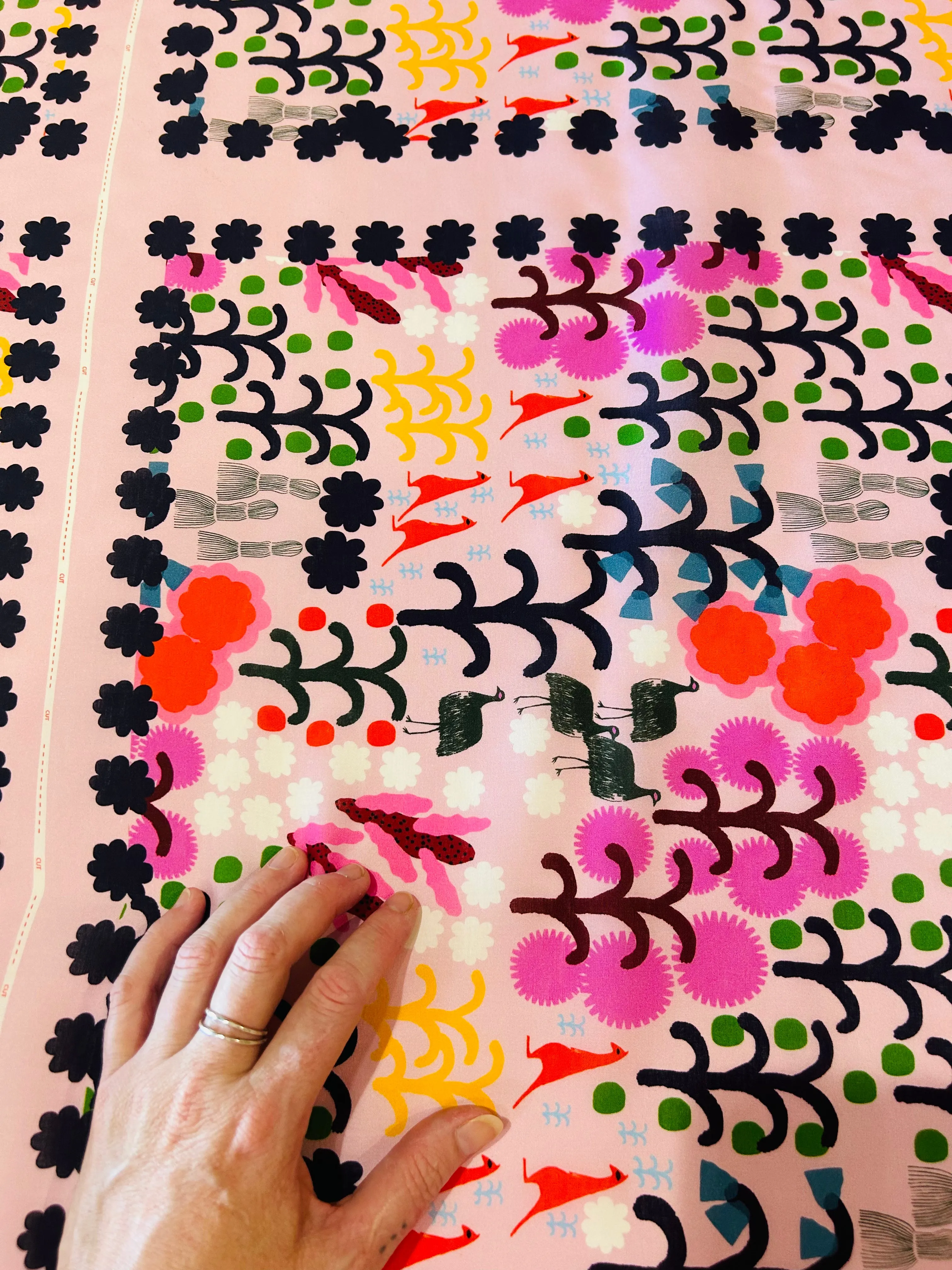 Kangaroo Valley 90% cotton 10% silk scarf (sewing project)