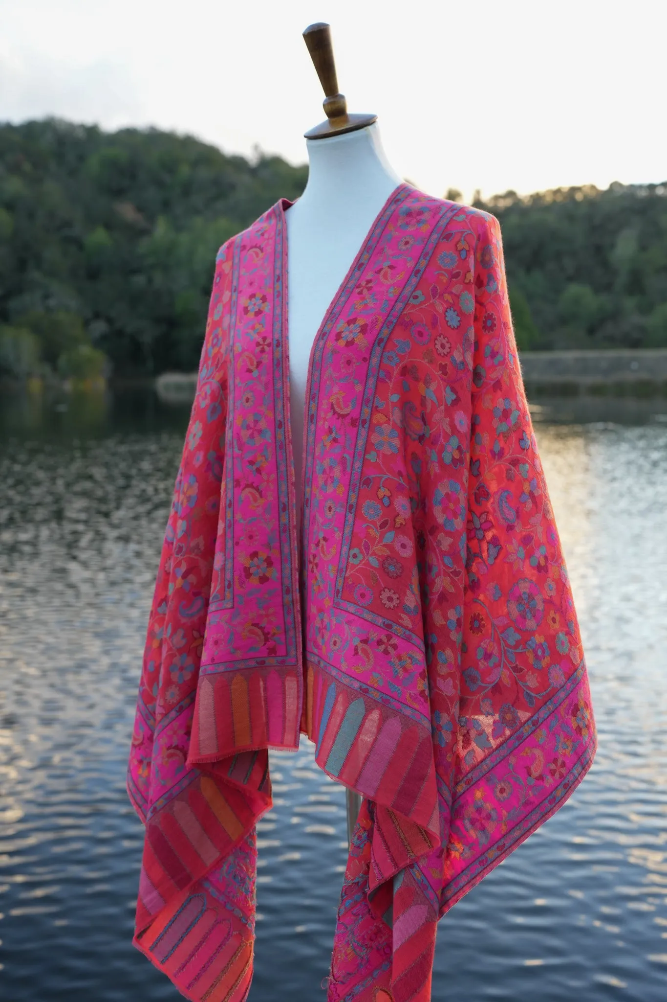 Kashmiri Kani wool stole.