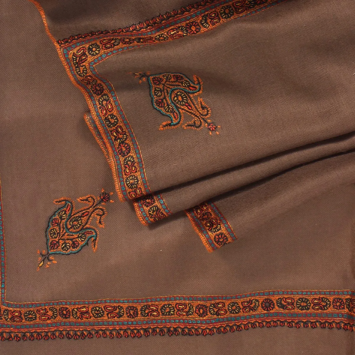 Khudrang sozni Embroidered Hashidaar Pashmina Shawl