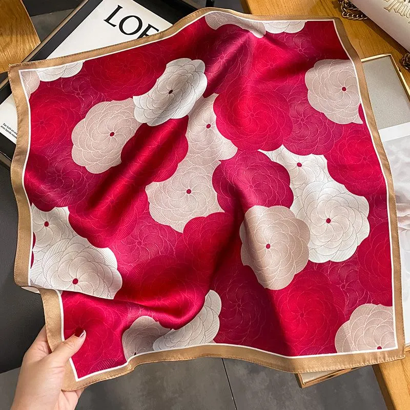 Korean Style Autumn And Winter New Fashion Mulberry Silk Small Square Scarf Women's Printed Decorative Spring And Autumn Scarf Dual-use Shawl
