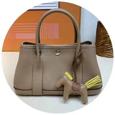 Large capacity real leather handbag