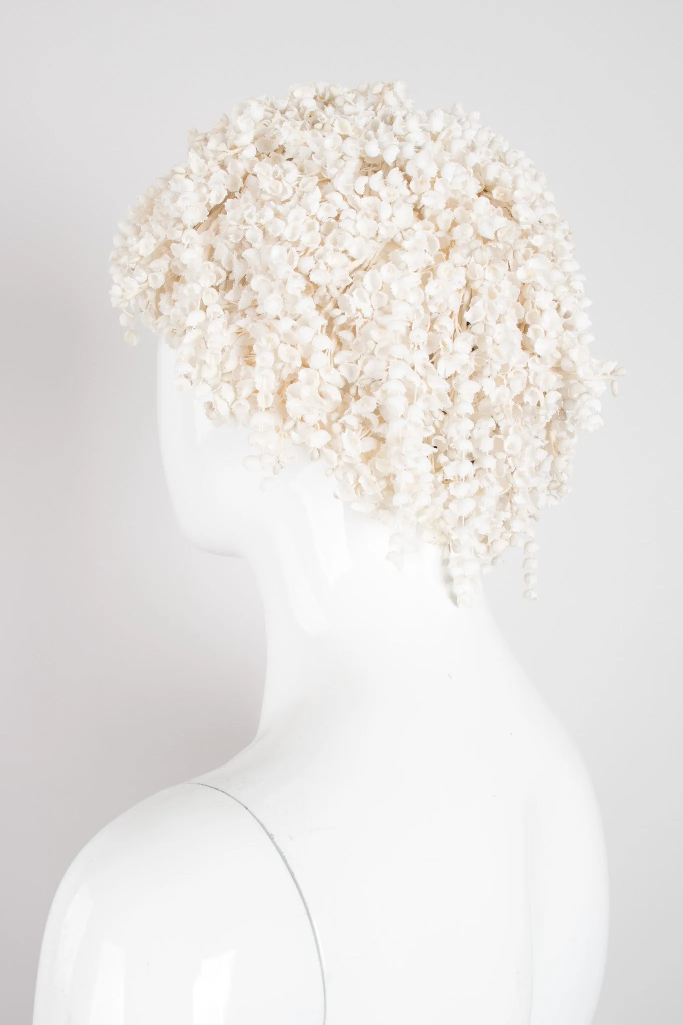 Lily Of The Valley Casque